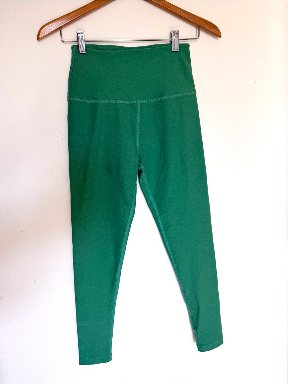Beyond Yoga Emerald Green High-Rise Kids Leggings